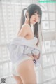 Coser @ 桜 桃 喵 Vol.073: 白 衬衫 双 马尾 (47 photos)